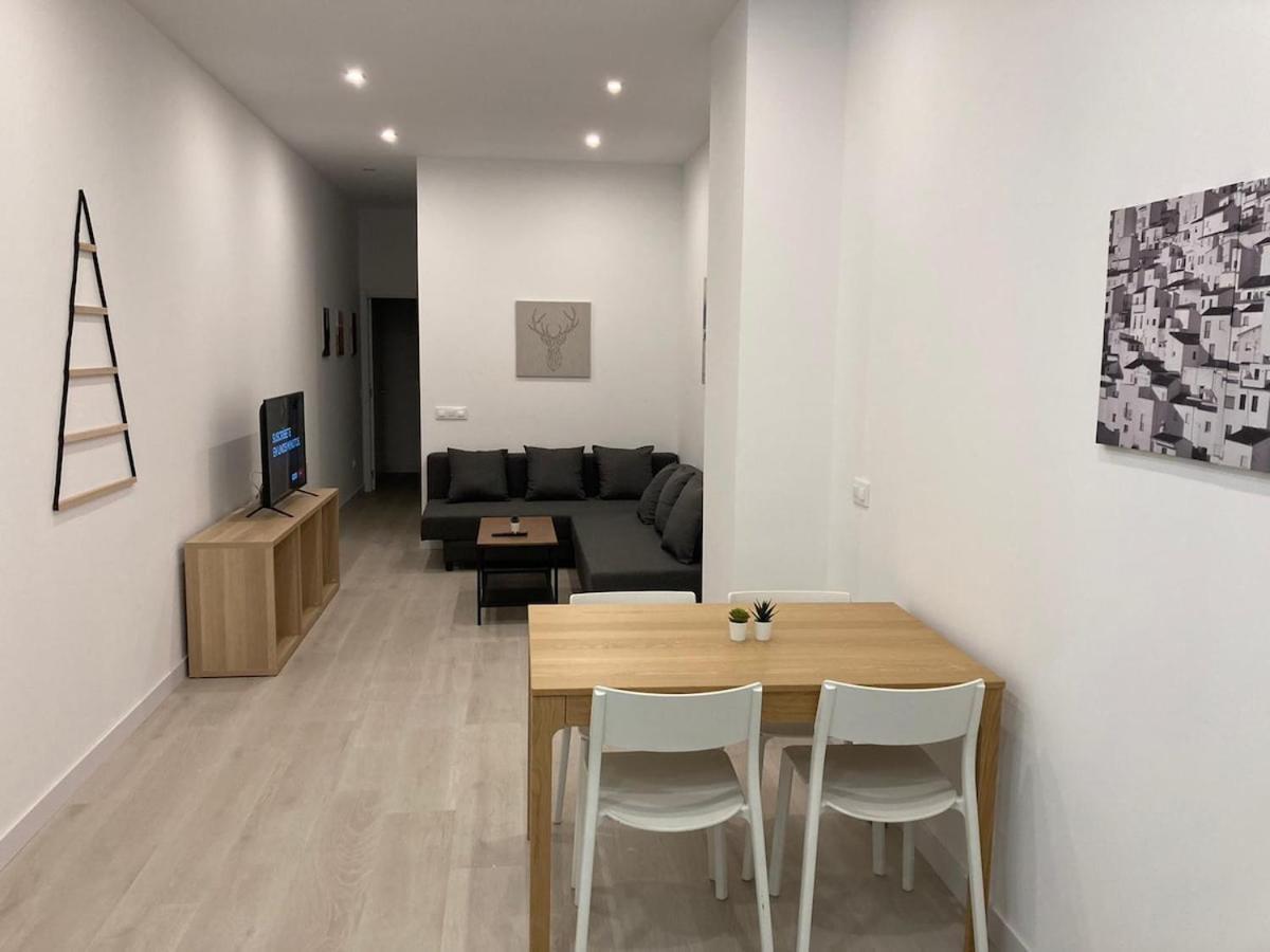 Matadero Apartments 2 Мадрид Екстериор снимка
