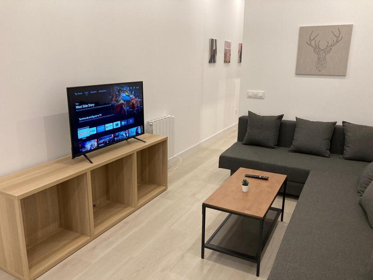 Matadero Apartments 2 Мадрид Екстериор снимка